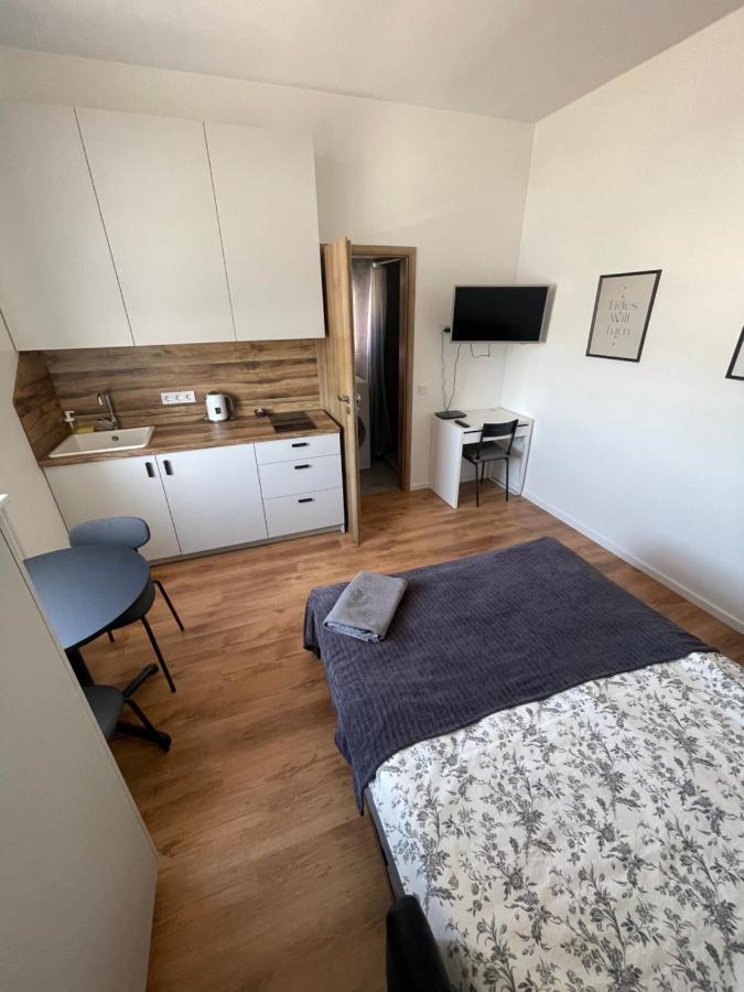 Airport Apartment 29 Self Check-In Free Parking Wilna Exterior foto